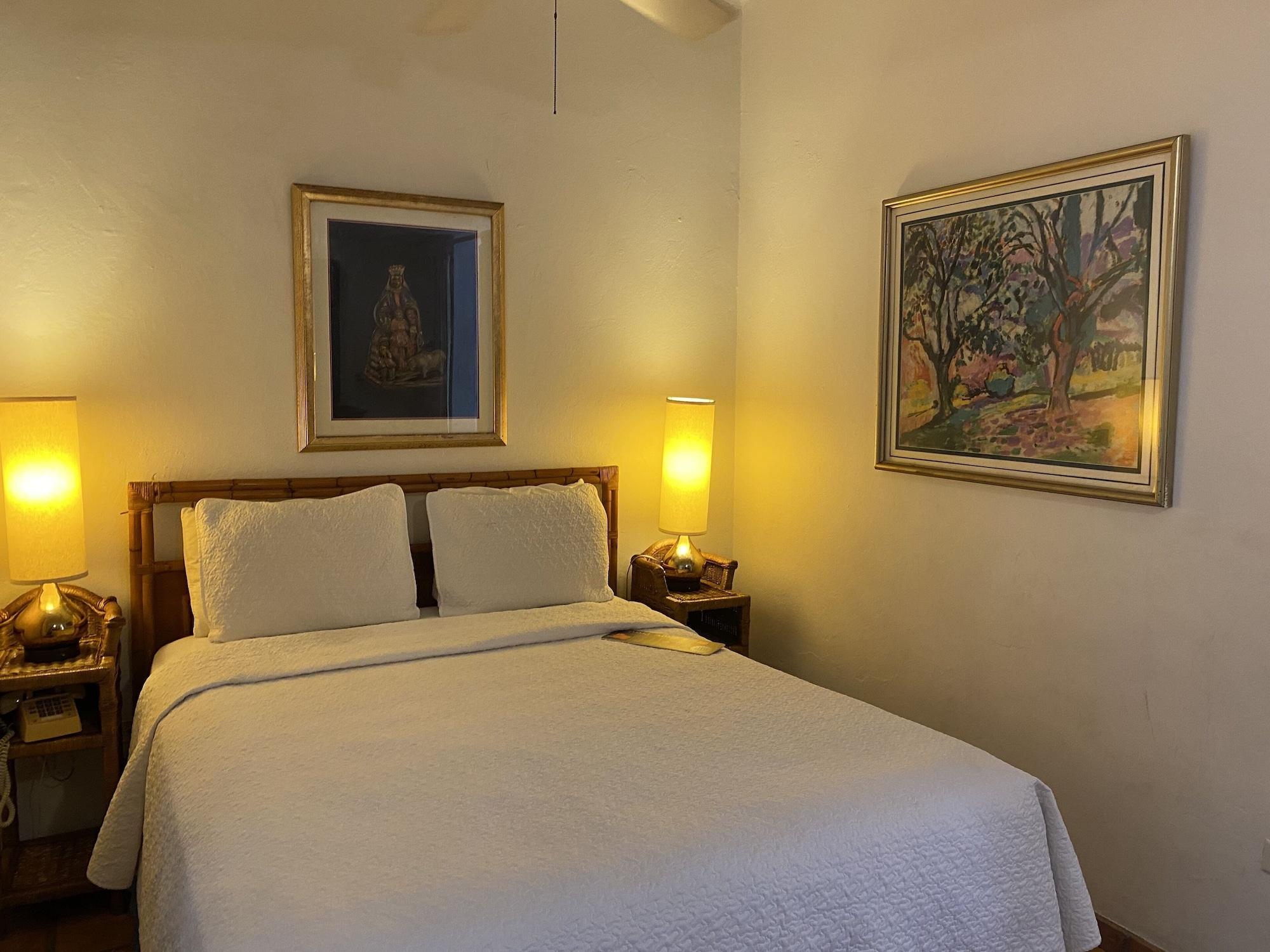 At Wind Chimes Boutique Hotel Сан-Хуан Экстерьер фото